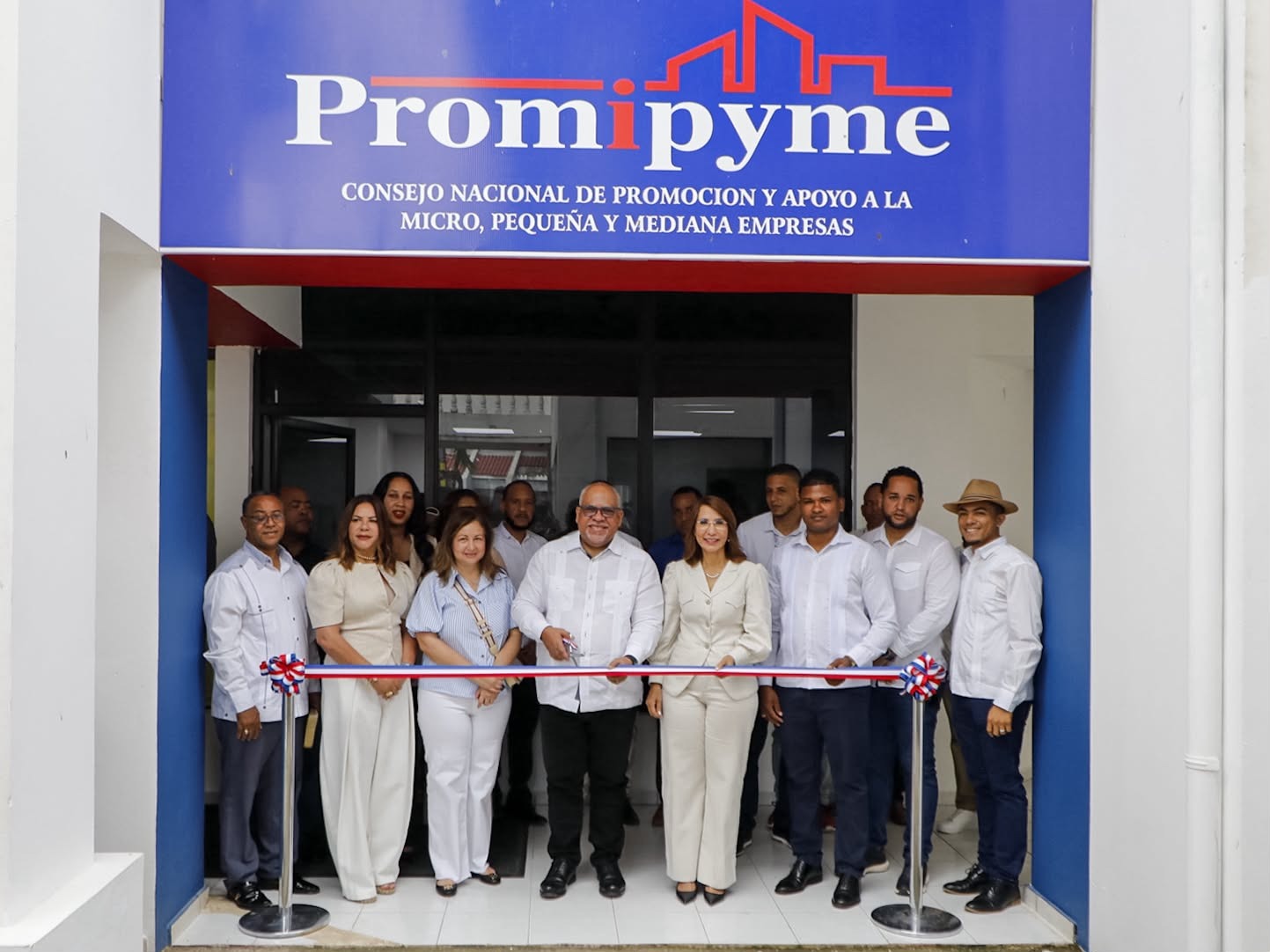 En Sosúa: Fabricio Gómez Mazara inaugura  nuevas instalaciones de Promipyme
